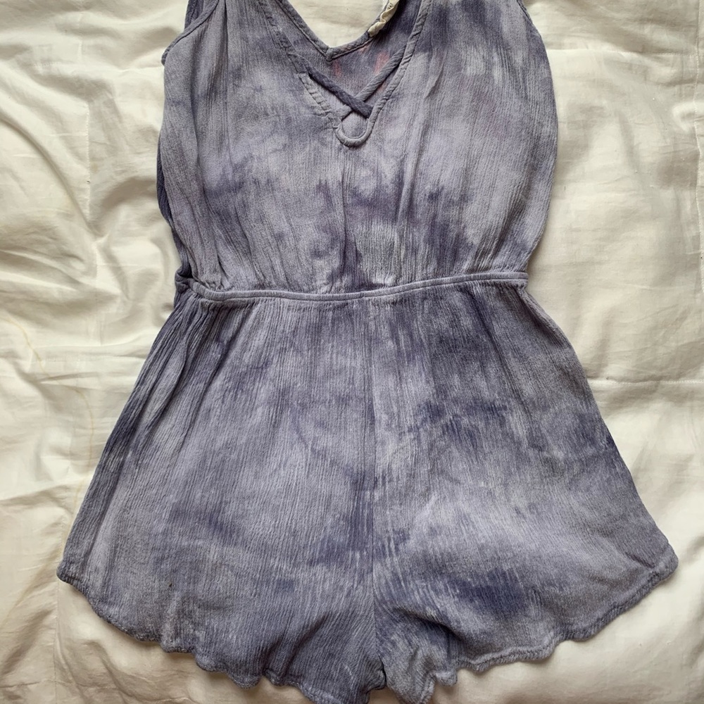 LF Romper - Picture 2 of 2